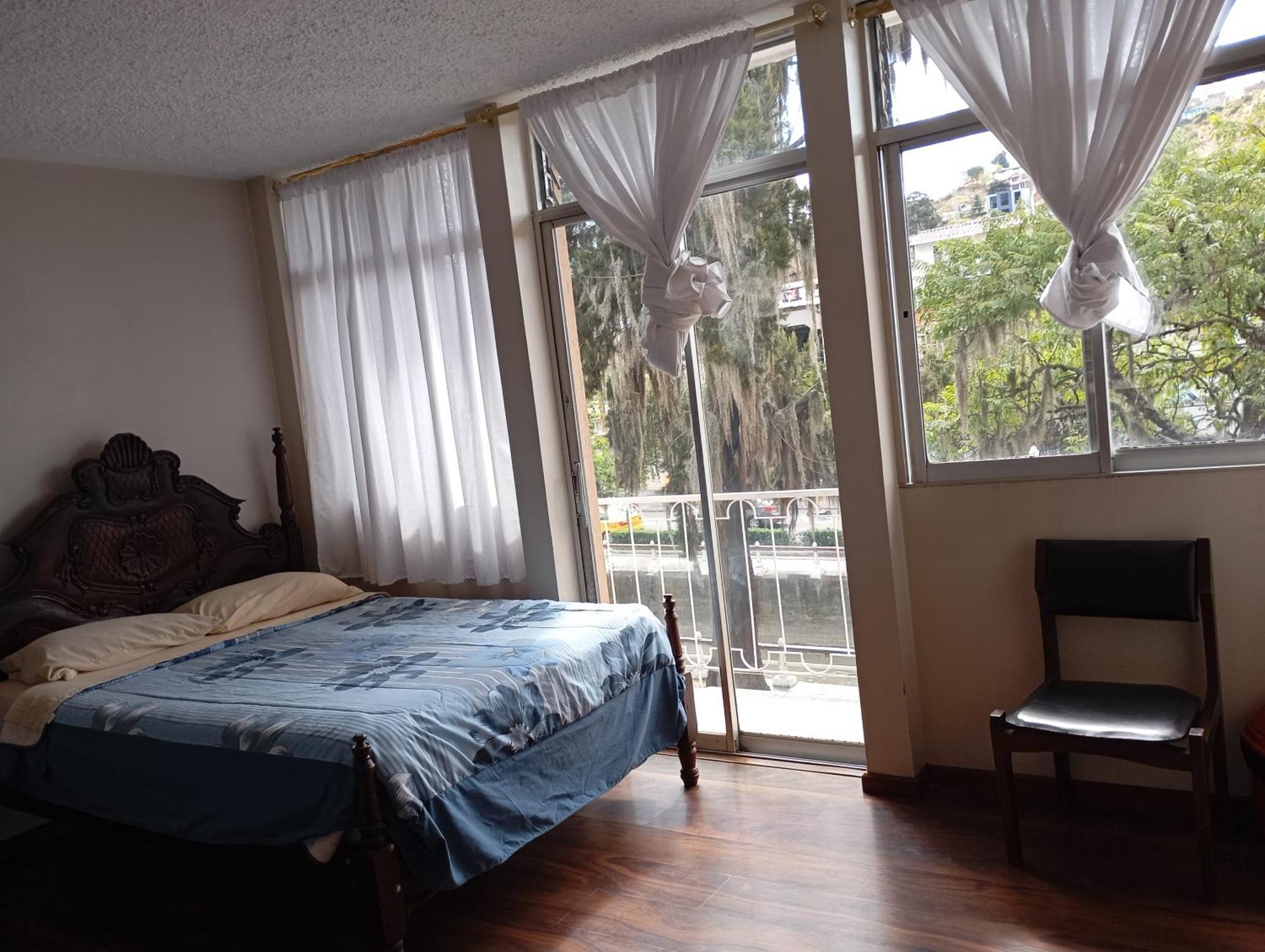 Hotel Saraguro ロハ 部屋 写真